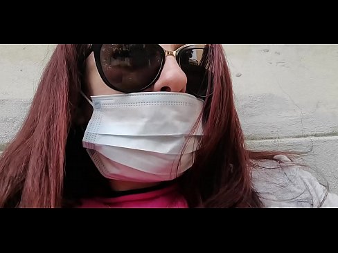 ❤️ Николетта мстит своему соседу и писает в его гараже (Специальный Covid19 Итальянский карантин) ❌ Порно у нас ️