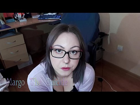 ❤️ Сексуальная Девушка В Очках Глубоко Сосет Фаллоимитатор На Камеру ❌ Порно у нас ️