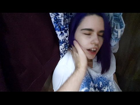 ❤️ Нашел сестренку в шкафу и помог кончить ❌ Порно у нас ️